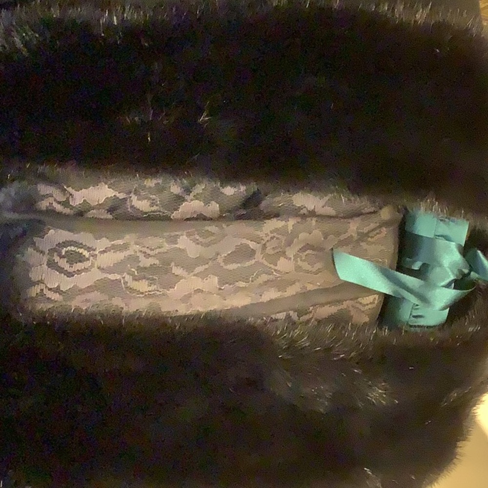 Bernhard Altman cashmere sweater with mink collar - Picture 9 of 9